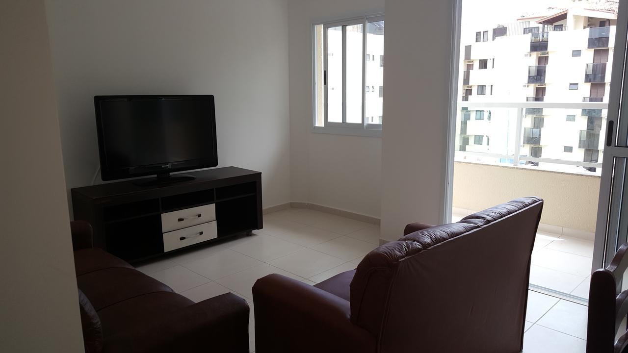 Condominio Newton Ximenes 30 metros da praia Ubatuba Exterior foto